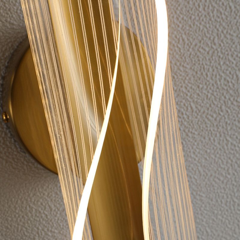 Geometric 1 Light Wall Lighting Fixture Modern Acrylic in Gold