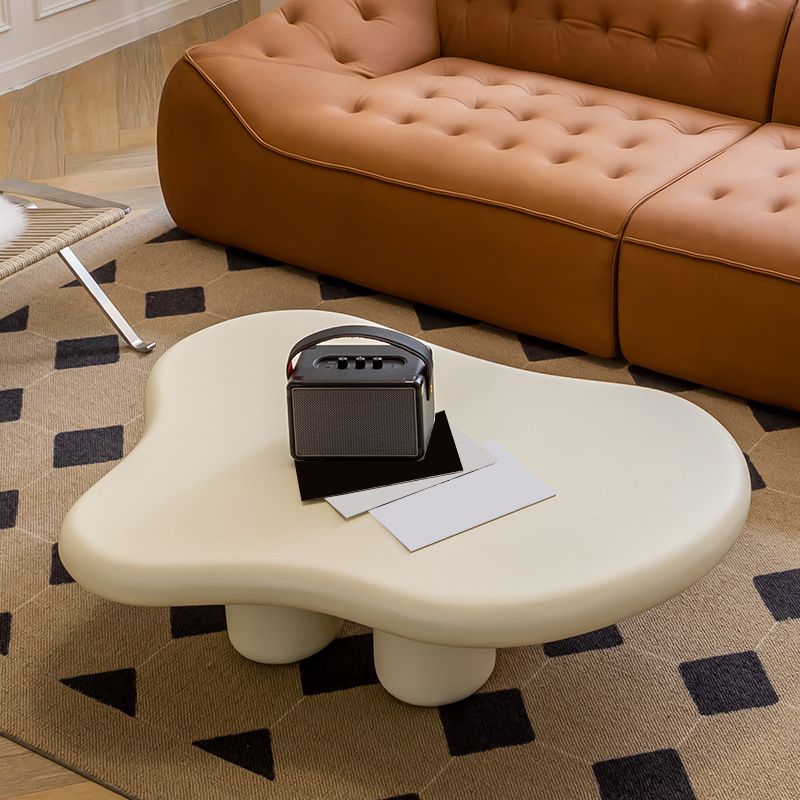 Scandinavian Free Form Solid Wood Coffee Table 11.8"H 4 Legs Cocktail Table