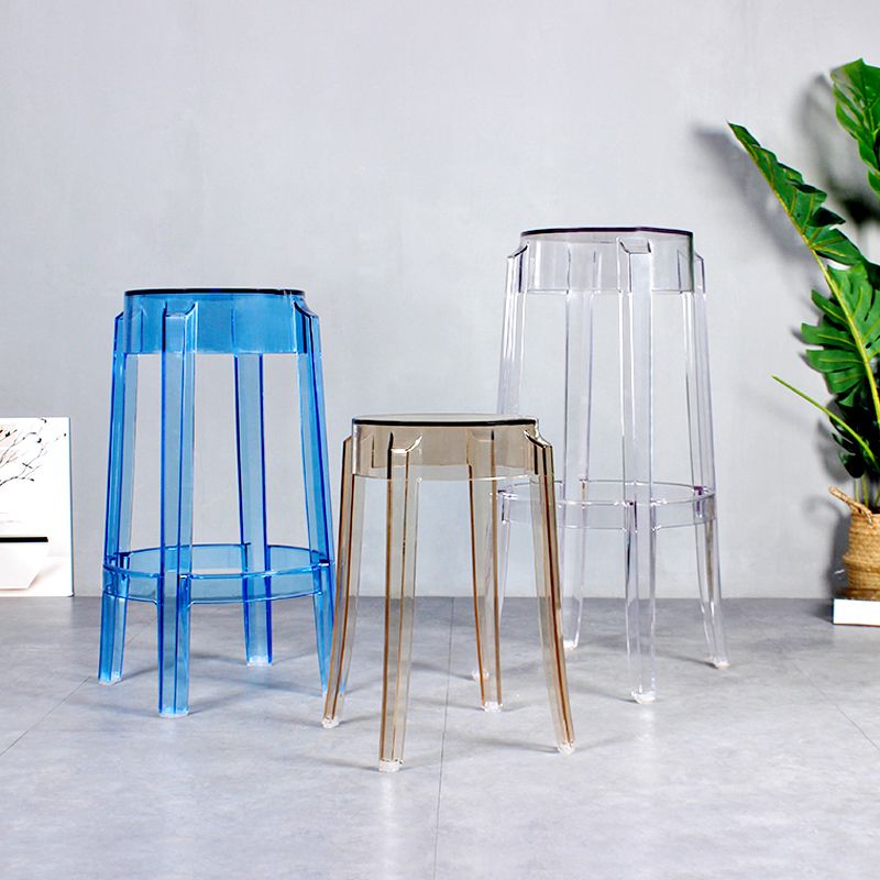 Taburete de bar plástico sin respaldo sin brazos moderno para sala de estar con pedal de plástico