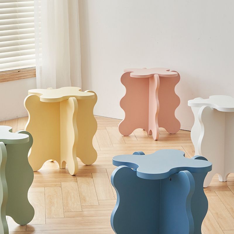 Scandinavian Wooden Coffee Table Free Form Pedestal Cocktail Table Set for Home