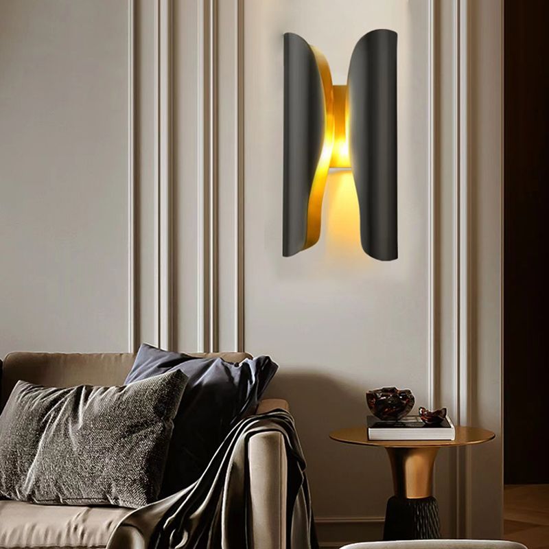 Modern Wall Sconce Geometric Shape Wall Light with Metal Shade for Study