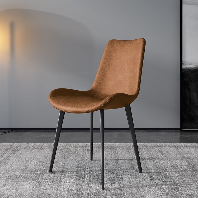 Silla sin brazos de comedor de metal contemporáneo, sillas de comedor de cuero para uso en restaurantes