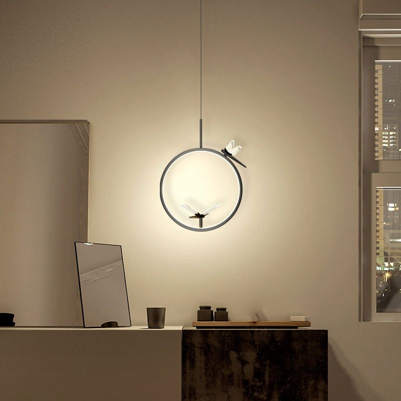 Anillo y libélula Led colgante artística simple acrílico lámpara colgante de la cama colgante