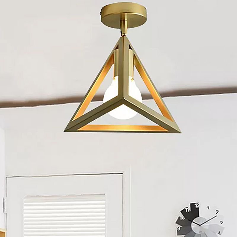 Lámpara de techo industrial para dormitorio, 1 cabezal, con marco de alambre, metálica, semiempotrada, global/triangular, en latón