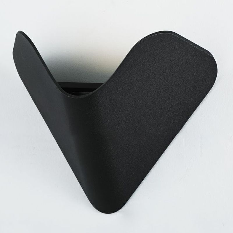 Modern Style Triangle Shape Wall Sconce Metal 1 Light Sconces for Outdoor