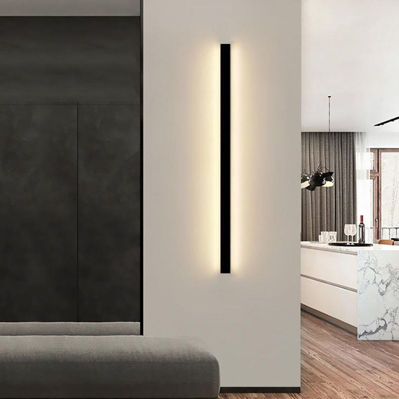 Simplicity Linear Sconce Light Metal 1 Light Wall Lamp in Black