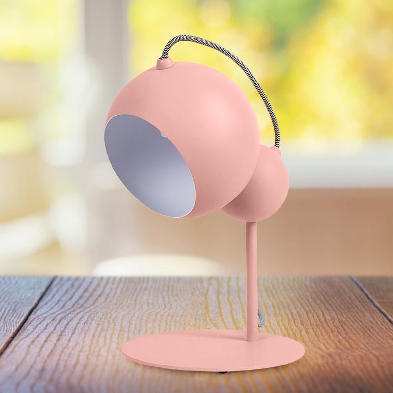Lampada da tavolo globo rosa/giallo/verde Lampada da lettura modernista metallizzata a 1 luce con paralume regolabile per camera da letto