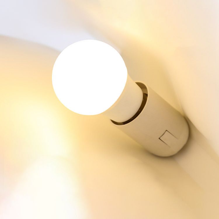 Lámpara de colgante de macarrones de hierro ligero de color colgante artístico moderno con telas