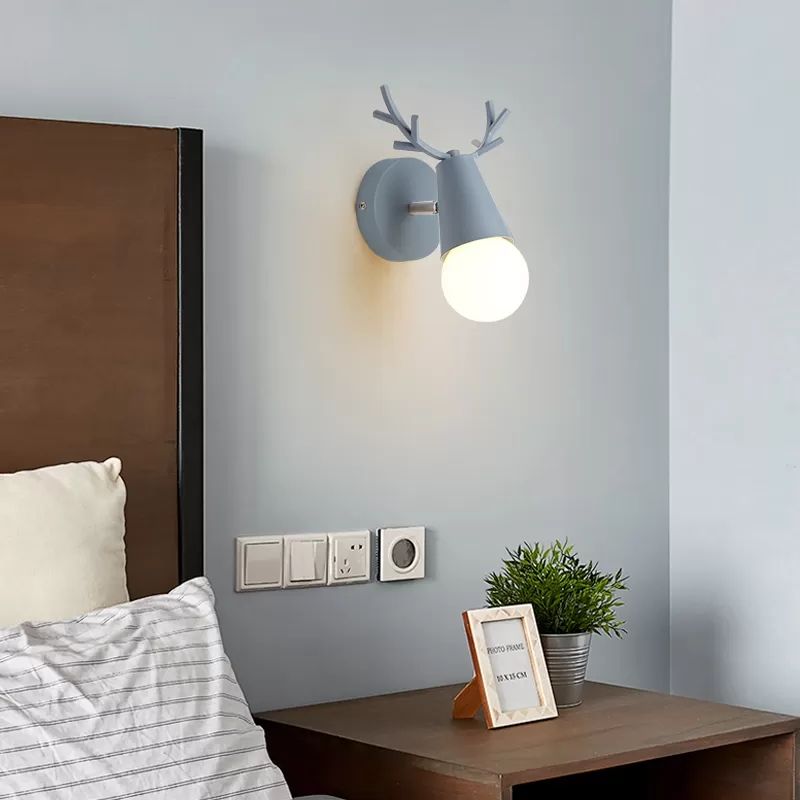 Luce di applique del cono in metallo con corna 1 lampadina per un letto di parete percorso nordico per letto