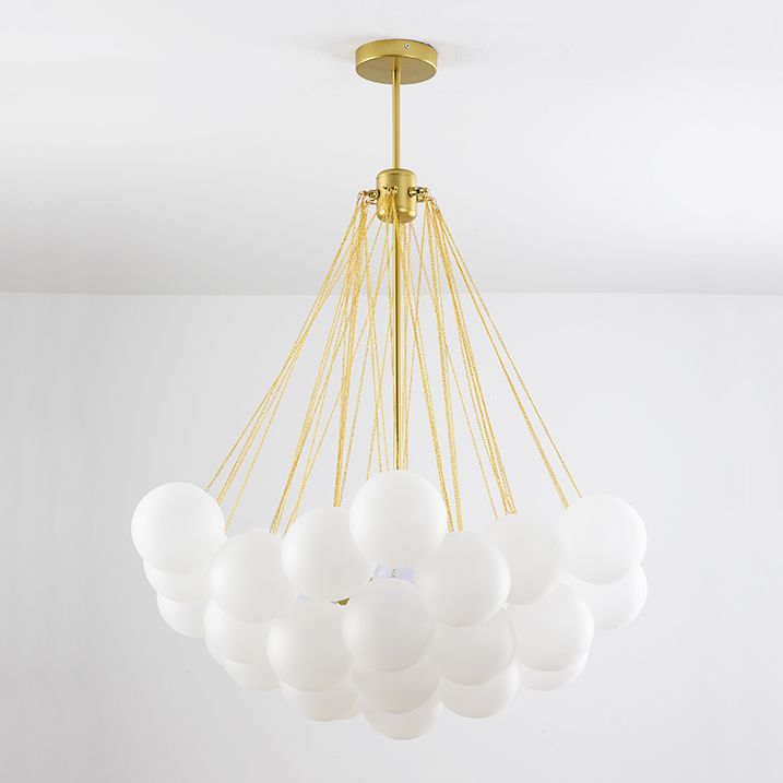 Lampade a lampadario in metallo Lampade a sospensione moderne a sospensione con sfera di vetro bianco