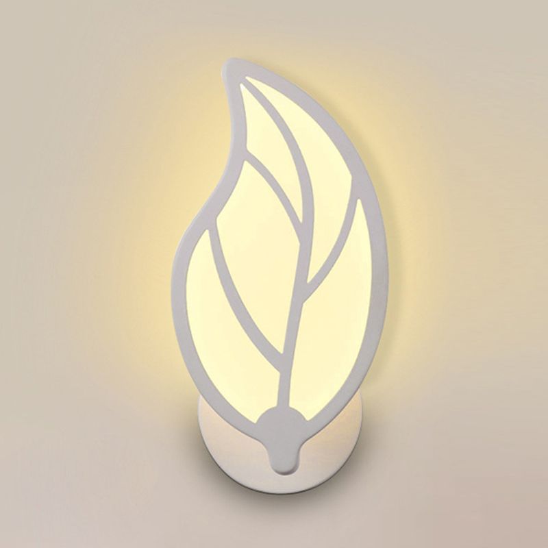 Leaf Shape Wall Lamp Modern Style Acrylic 1 Light Sconce in White