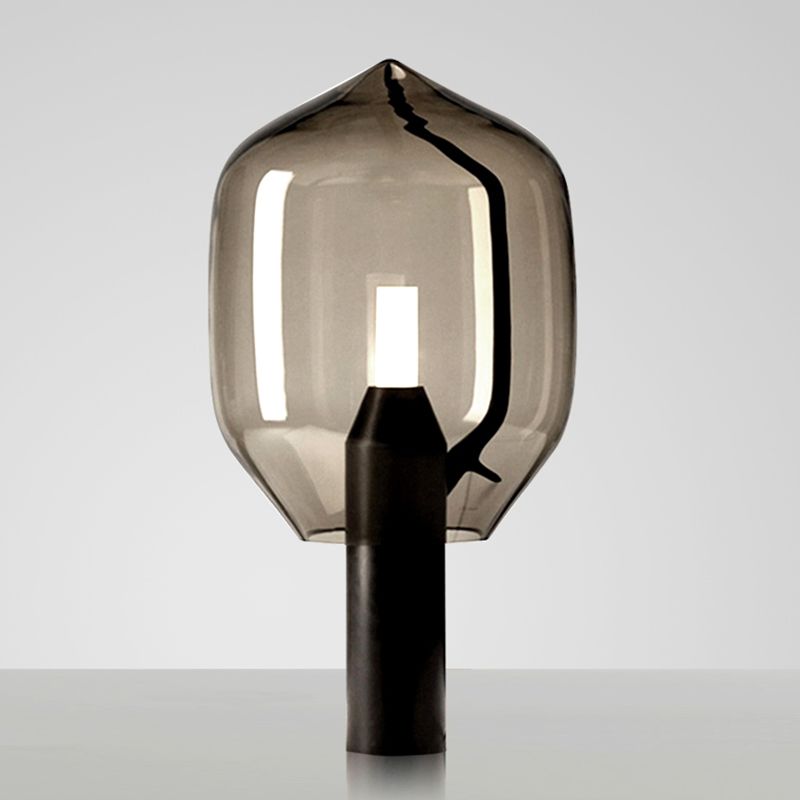 Iluminación de mesa de botella de agua Lámpara de noche de noche metálica posmoderna con sombra de vidrio soplado