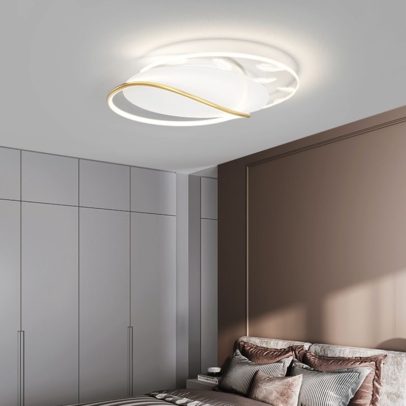 Lámpara de techo de hierro forjado con plumas de estilo conciso y moderno, montaje semiempotrado LED geométrico blanco para dormitorio