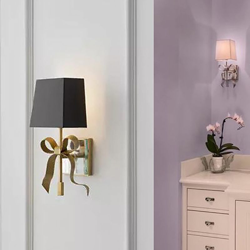 Mur de laiton moderne Light Bow-not-Shape Wall Sconce avec toile de jute naturelle pour le salon