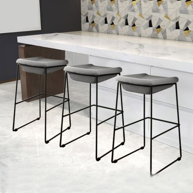Industrial Style Barstool Indoor Metal Black 4 Legs Bar Stool for Restaurant