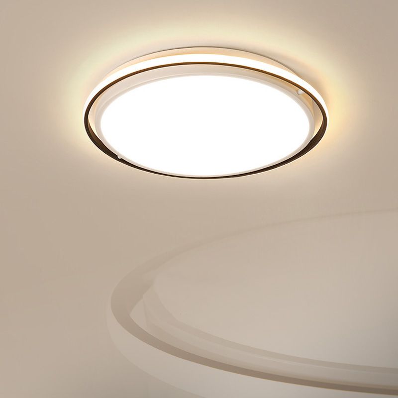 14"/18"/22" W Round Acrylic Flush Light Minimalism White LED Ceiling Flush Mount in Warm/White Light