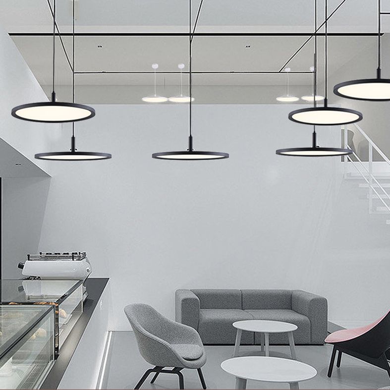 Metal Circle Pendant Ceiling Light Minimalist Style LED Black Ceiling Pendant Light