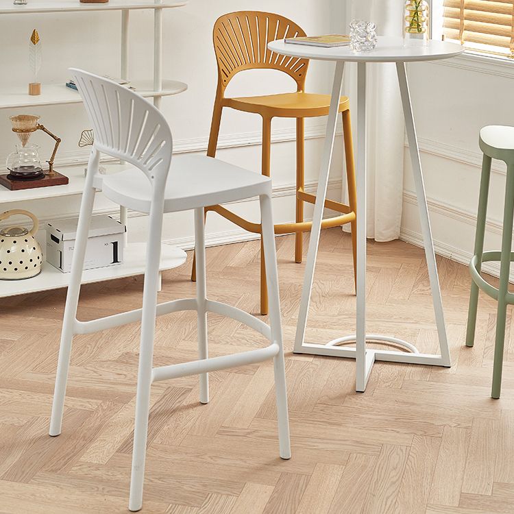 Scandinavian Matte Finish Plastic Barstool Milk Tea Shop Full Back Stool
