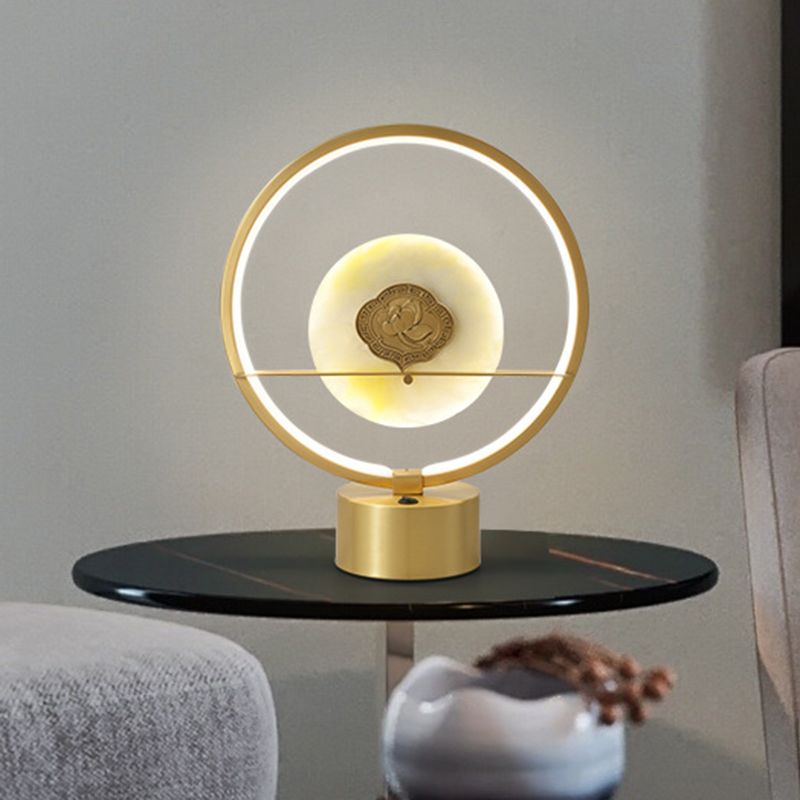Éclairage de table de chevet à LED métallique à LED métallique Nordic Light avec jadéite rond à l'intérieur en or