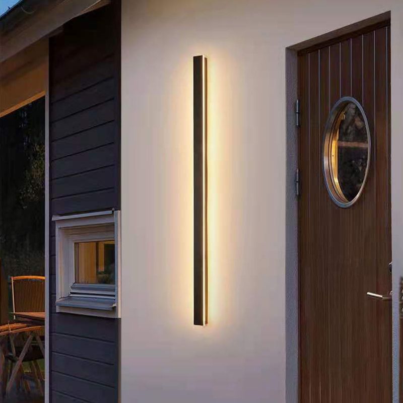 1 Light Linear Wall Mounted Lamp Simplicity Metal Wall Lighting Idea in Black