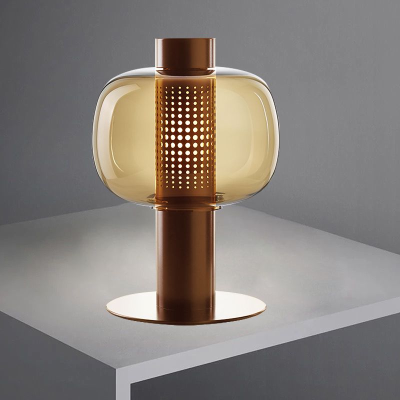 Schwarz/braun hohlrohr Tischlampe moderne LED -Metallic Desk Licht mit Fischtank klar/Cognac -Glasschatten