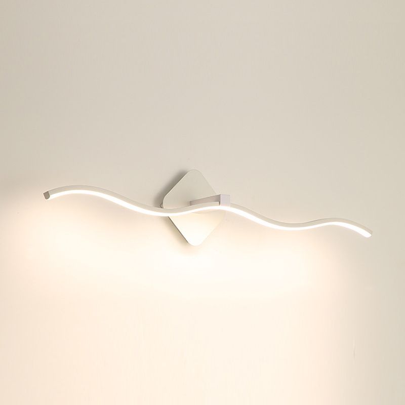 Linear Shape Metal Wall Sconce Modern Style 1 Light Mirror Wall Lighting Fixtures