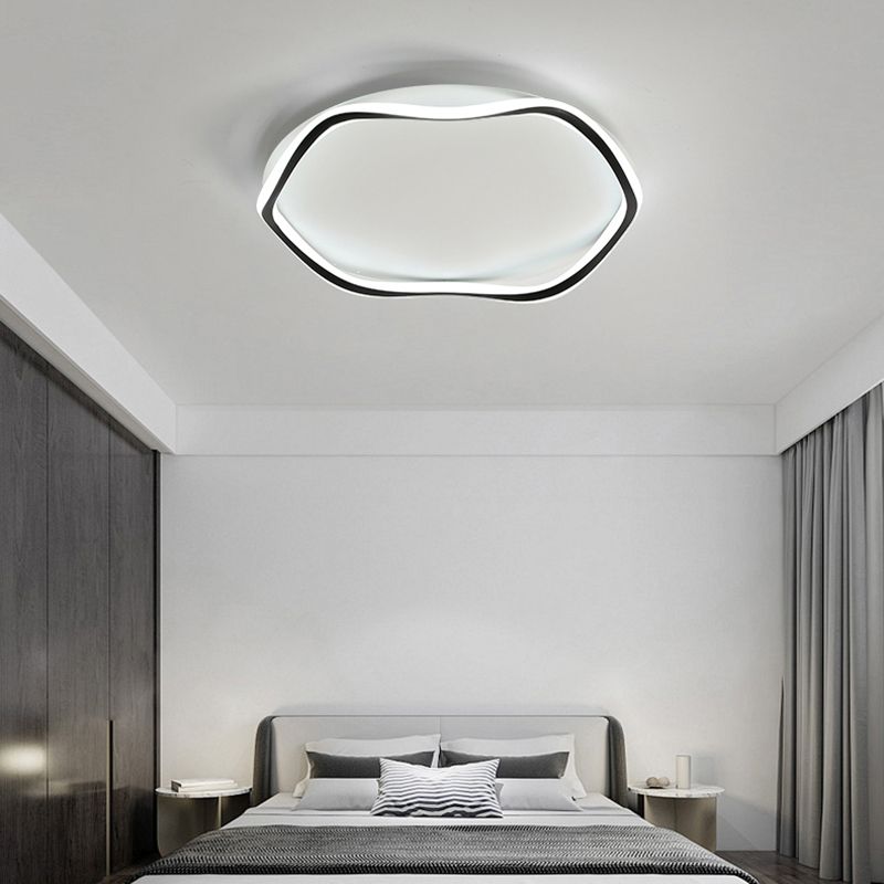 Contemporary Round Flush Light Metal 1 Light Flush Mount Lighting for Bedroom