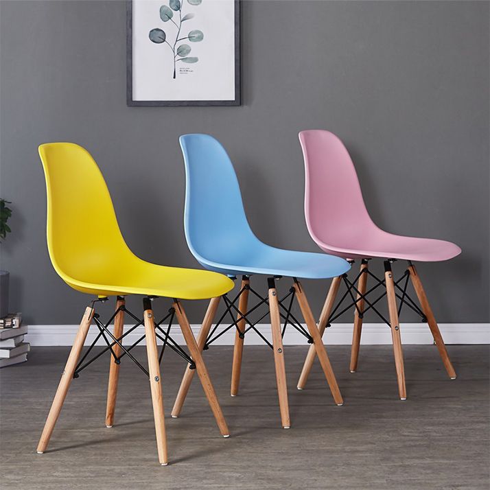 Silla de comedor de cocina escandinava de madera sólida sólida