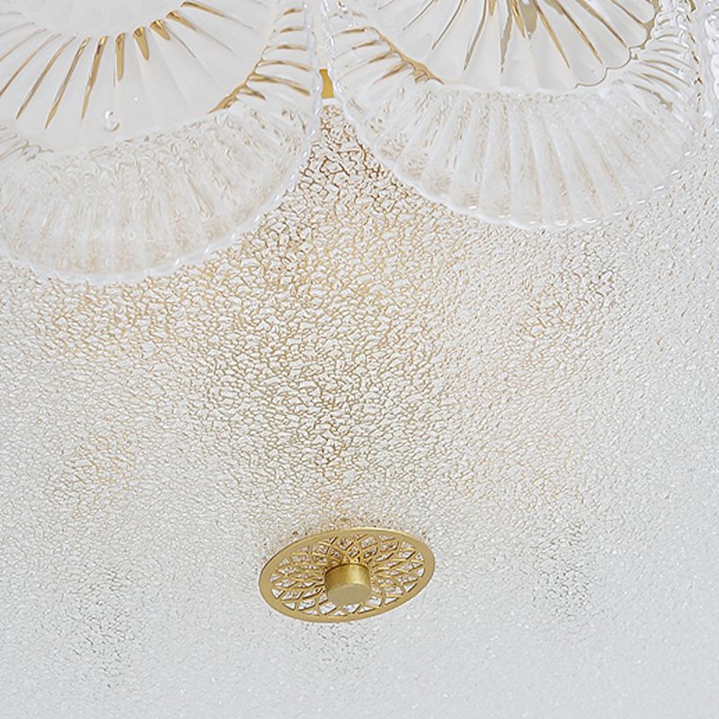 Gold Metal Flush Mount Light Armaturen Traditionele Drum Slaapkamer Flush Plafond Lampen met Glas Shade