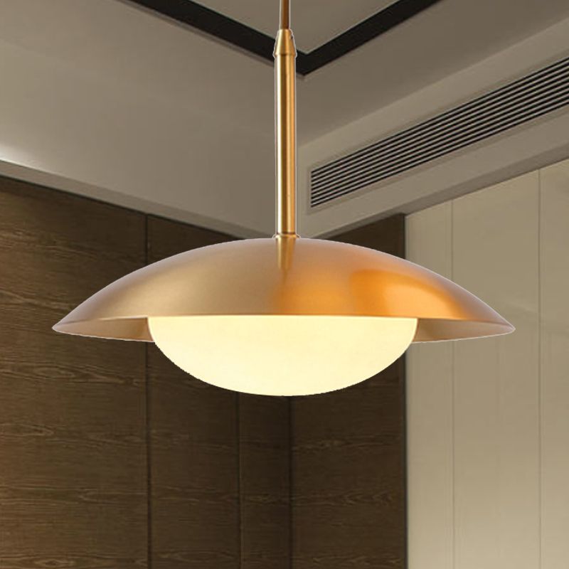 Hemisphere Metal Hanging Light mit Glasschatten einfacher Stil goldener einzelner Kopf Anhänger Licht für Esszimmer