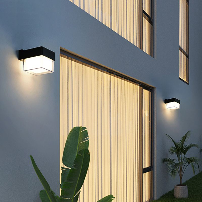 Minimalist Waterproof Outdoor Light Fixture Warm Wall Lighting Fixtures in Black