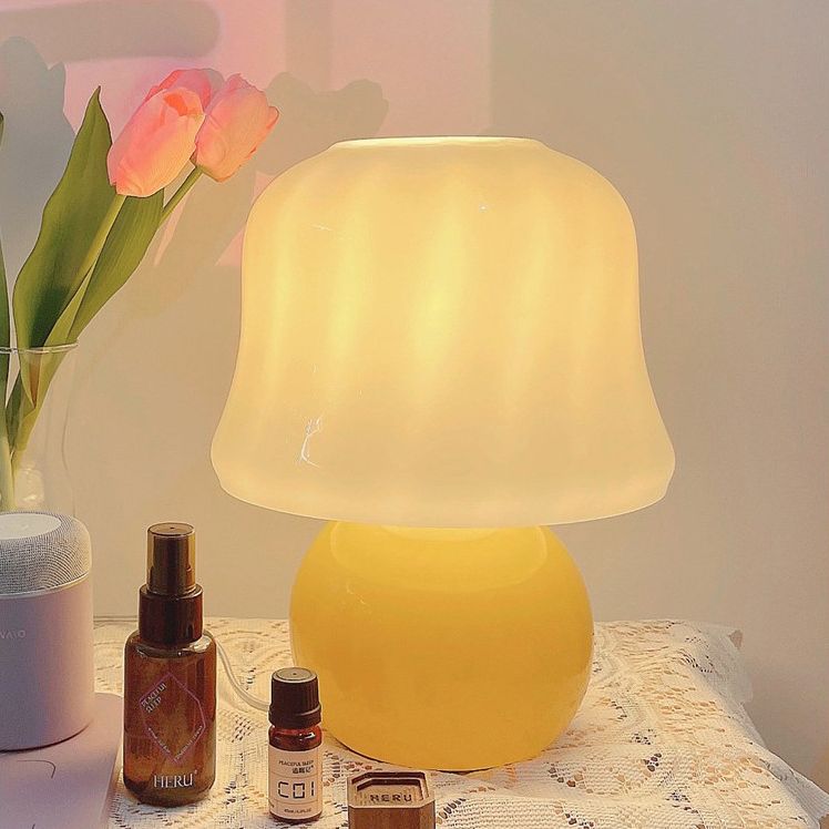 Mushroom Shaped Table Light Nordic Glass 1-Bulb Living Room Night Lamp in Yellow