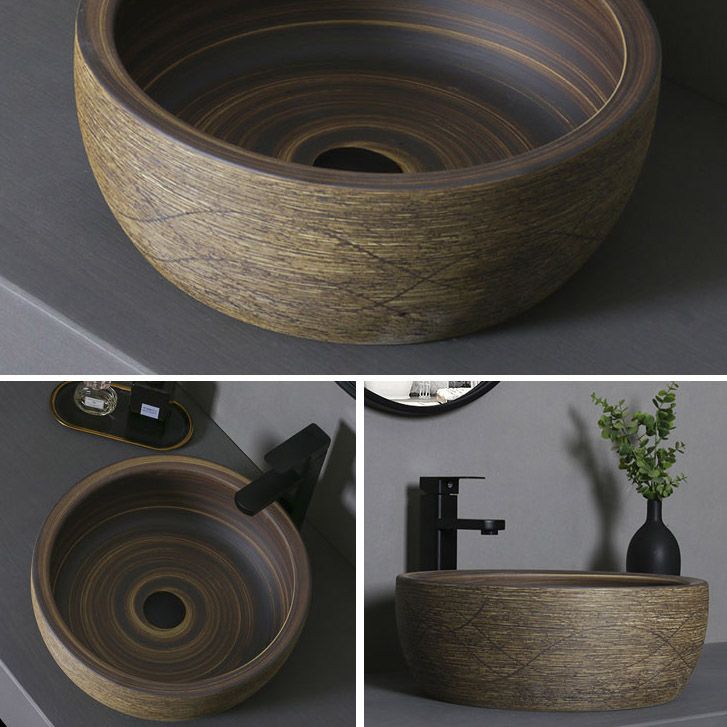 Traditional Bathroom Sink Porcelain Oval-Shape Vessel Lavatory Sink with Pop-Up Drain