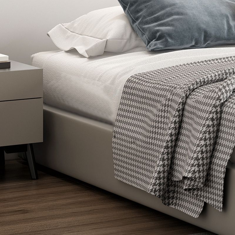 Contemporary Grey 10.23 " Tall Wooden Platform Bed for Bedroom