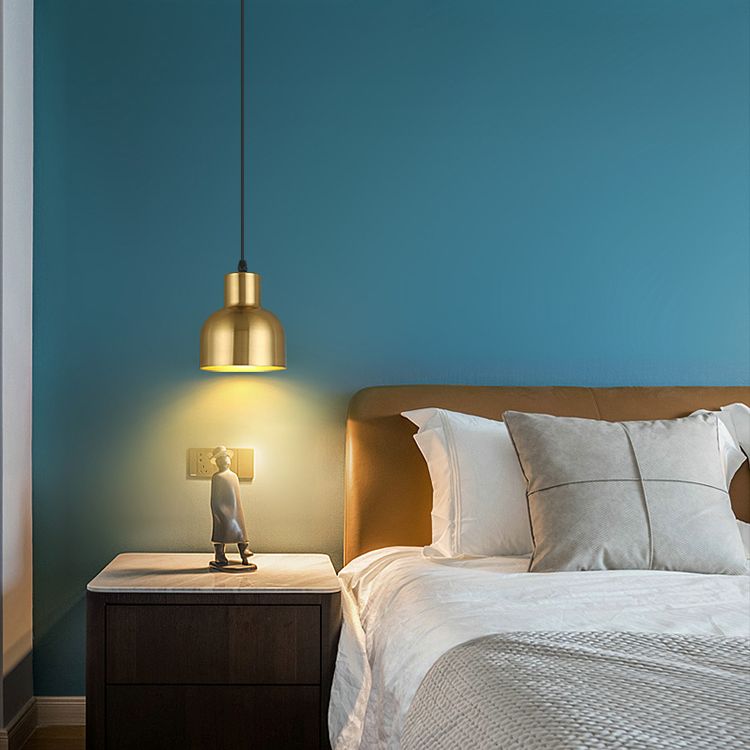 Modern Style Pendant Lighting Fixture Gold Shaded Down Lighting Pendant with Metal Shade