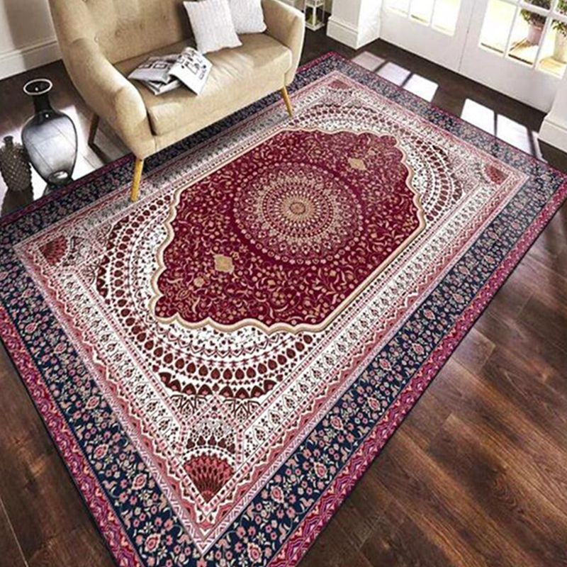 Dark Brown Traditional Rug Polyester Graphic Rug Non-Slip Backing Rug for Living Room
