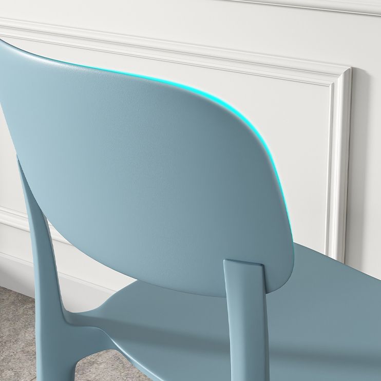 Nordic Backrest Stackable Acrylic Chair with Acrylic Legs for Dining Room