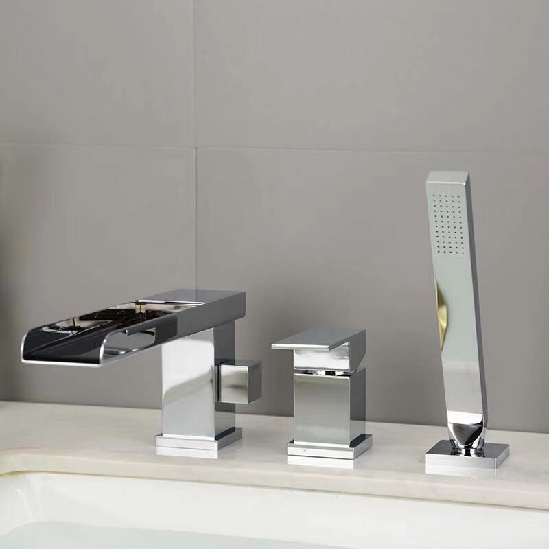 Contemporary Deck Mounted Roman Metal Tub Faucet Low Arc Roman Tub Faucet Set