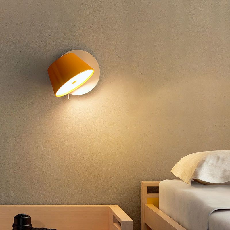 Nordic Style Metal Wall Light Rotatable Colorful Wall Lamp with Aluminum Shade for Bedroom