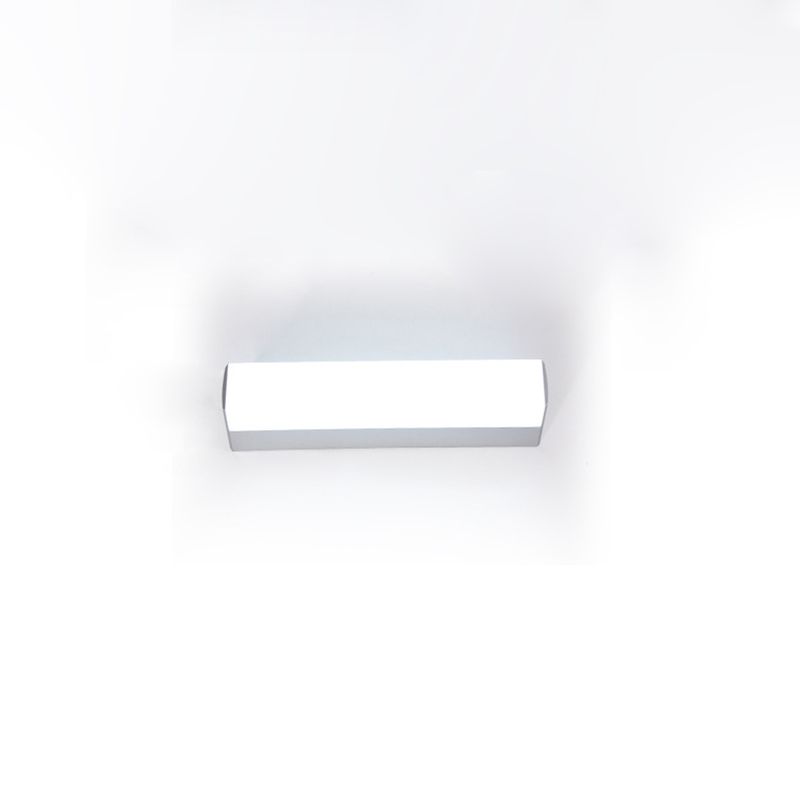 Linear Shade Wall Lighting Modern Style Metal 1 Light Sconce Lamp in Silver