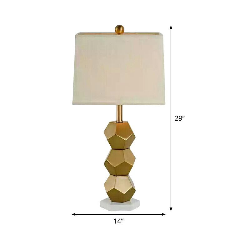 Éclairage de Table de nuit trapèze doré, lampe de chevet en tissu Post-moderne à 1 tête pour chambre à coucher