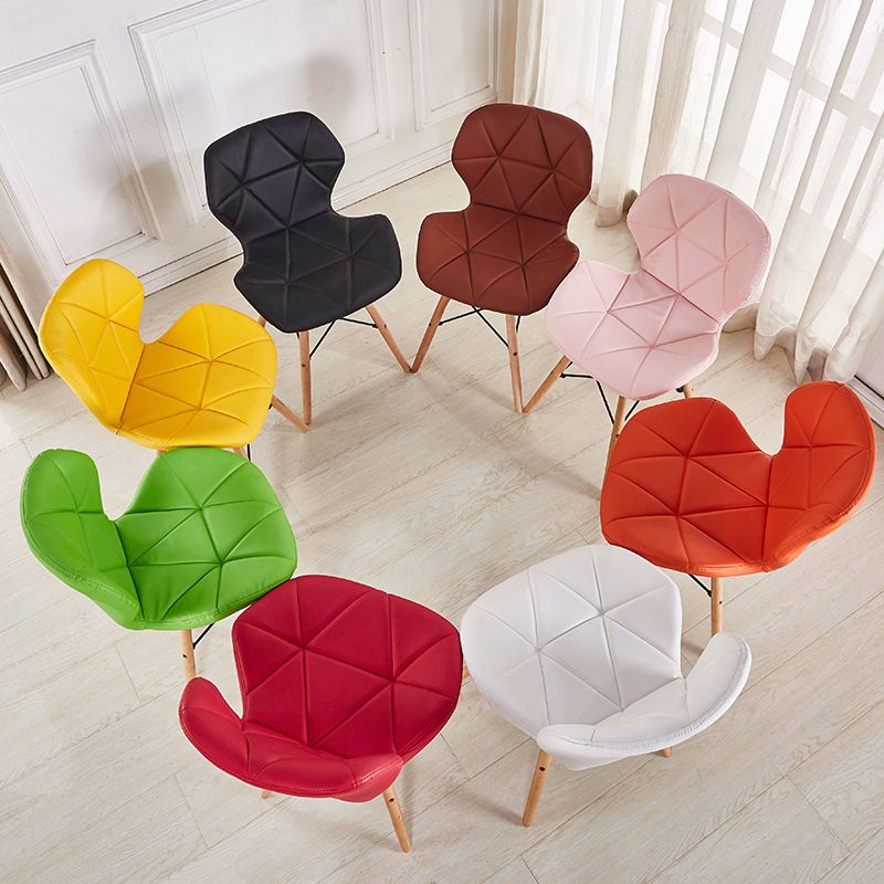 Sedie da pranzo laterale in pelle nordica sedia a bracciale senza braccio con gambe in legno