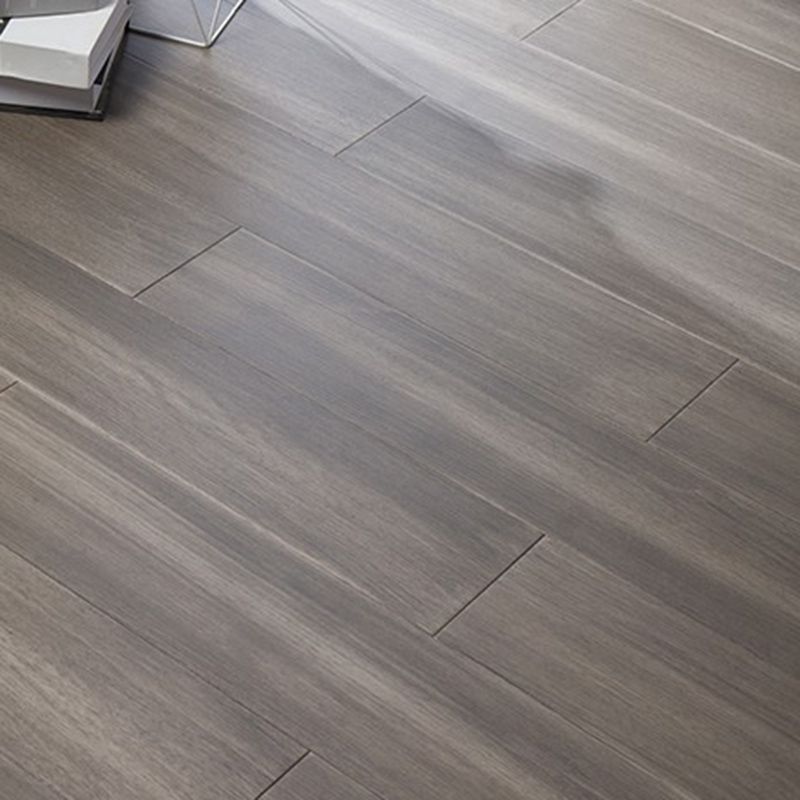 Trendy Laminate Flooring Wood Textured Indoor Laminate Floor