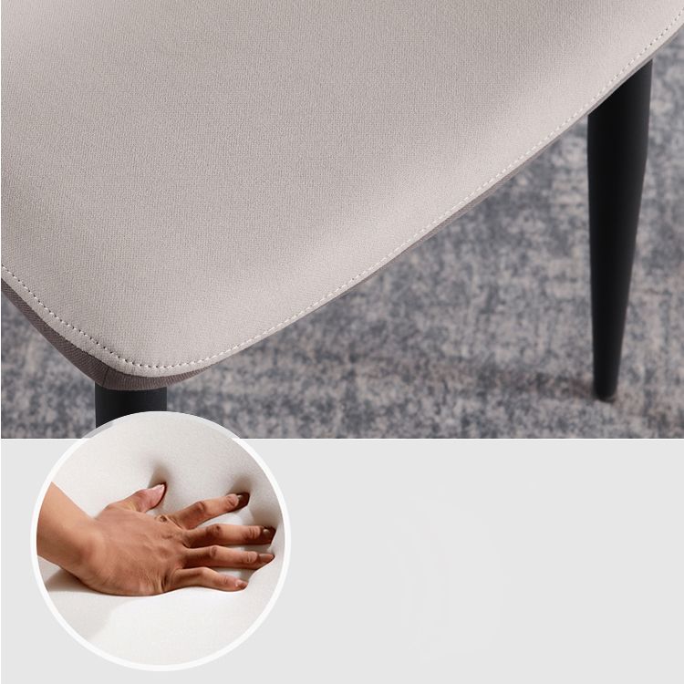 Fauteuil contemporain en simili cuir, finition mate, chaise de salle à manger à dossier ouvert