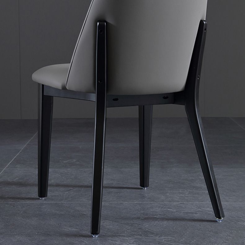 Chaise d'appoint de restaurant en cuir industriel Chaise de salle à manger Parsons au fini mat (Ensemble de 2)