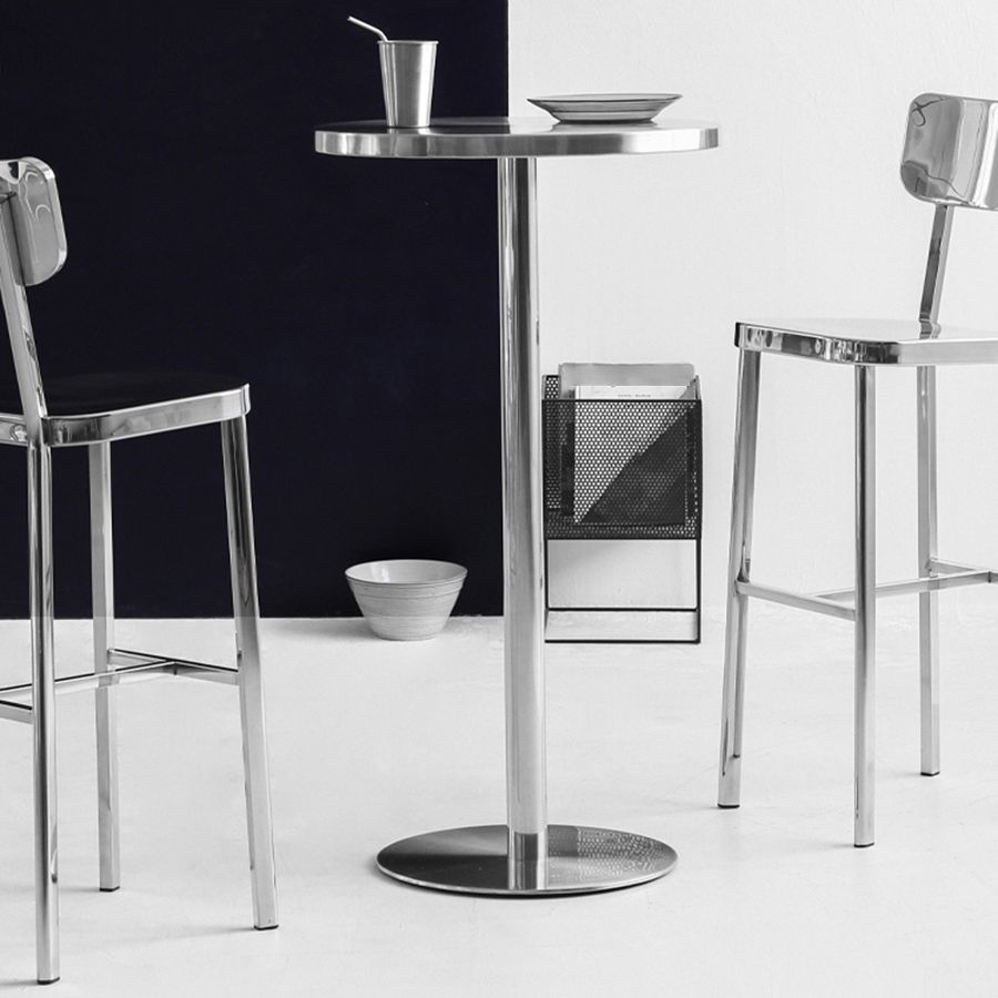 Industrial Style Pub Table Bar Height Metal Bar Table for Indoor