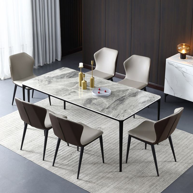 Eettafel met stenen blad Eigentijdse eettafel met 4 poten in zwart