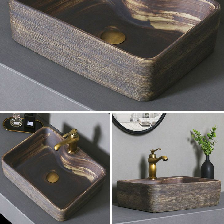 Traditional Bathroom Sink Porcelain Oval-Shape Vessel Lavatory Sink with Pop-Up Drain