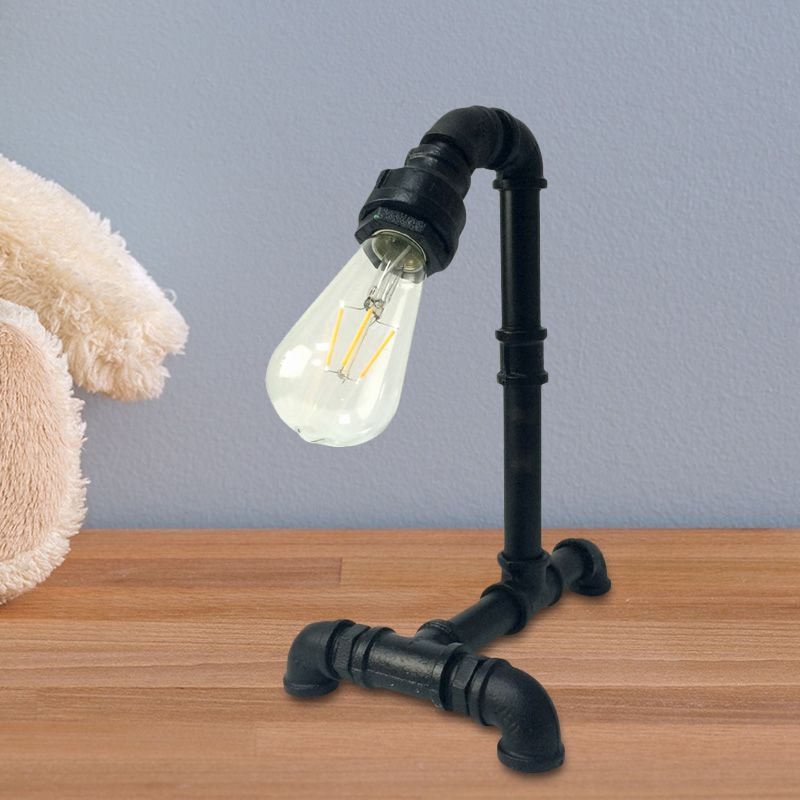1 licht blootgestelde lamparm Nachttafel Licht Antiked roest/zwarte metalen plug in bureaubriek met pijpachtige basis