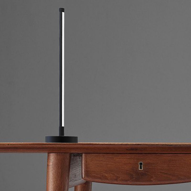 Modern Table Light Metallic Linear Table Lamp for Study Bedroom Sitting Room